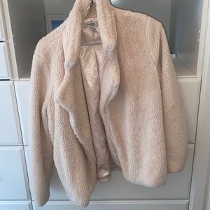 Puffy teddy coat size L